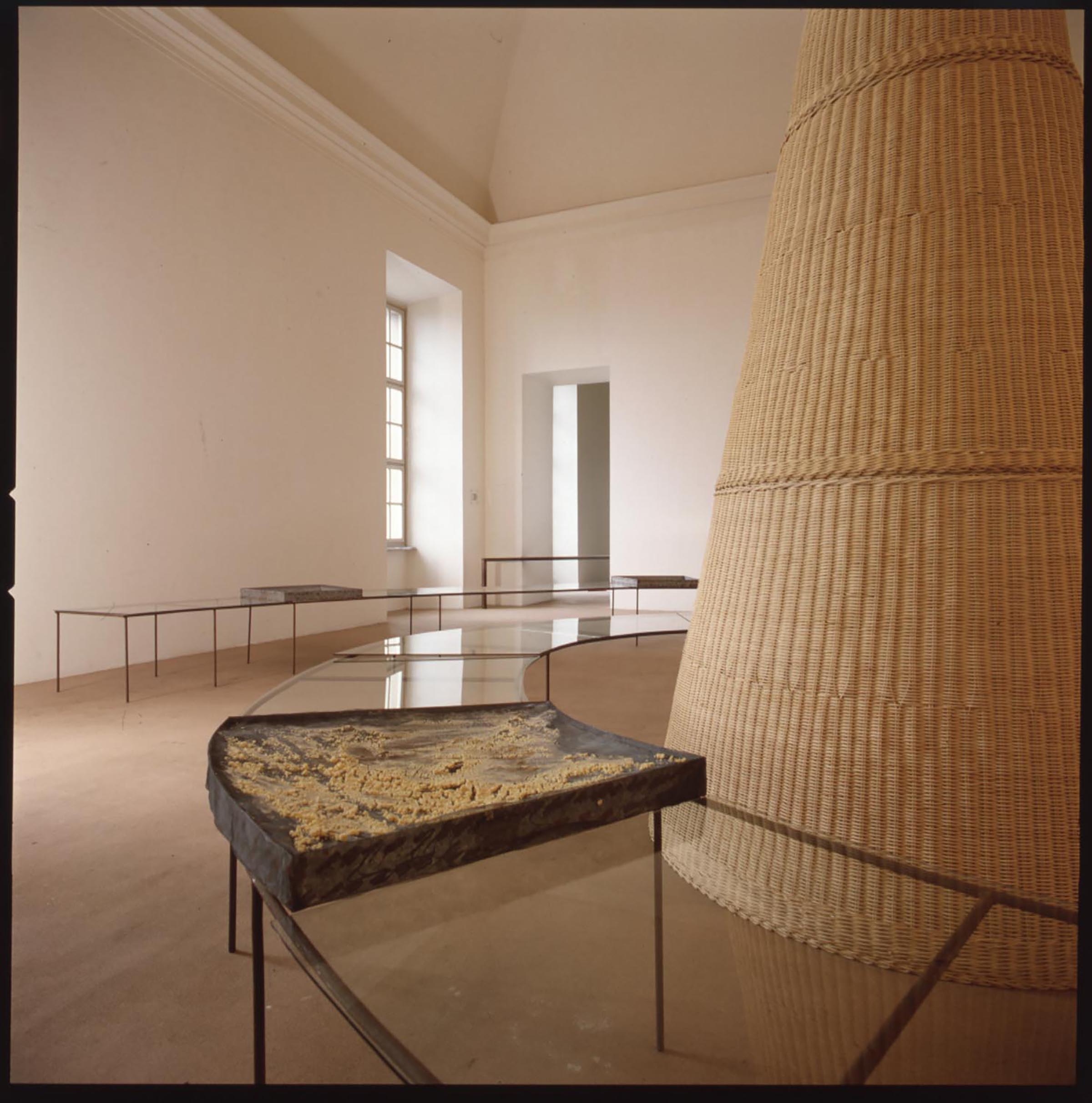 Mario Merz, Spirale con il cono, 1979-1990
